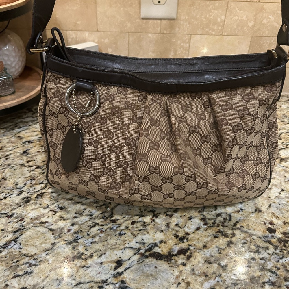Gucci Beige GG Canvas Shoulder Bag with Dark Brown Trim